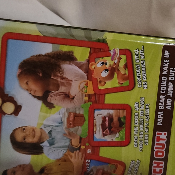 Goliath, Beware of the bear game. - Picture 4 of 12